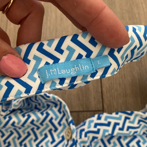 J.McLaughlin Blue and White Patterned Collared Halter Top size Large - Picture 3 of 6